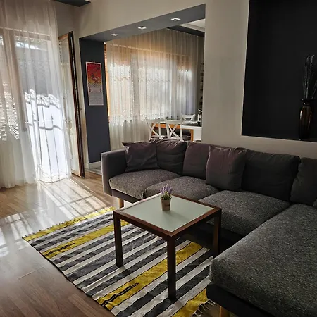 Grey 公寓 瓦爾納