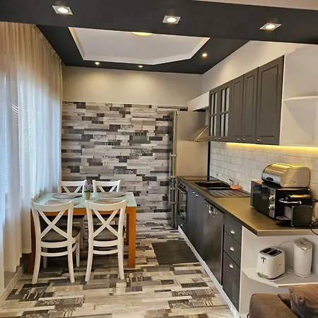 Grey * Варна